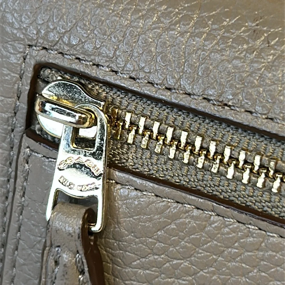 NWOT Coach bifold long leather wallet - Picture 16 of 16